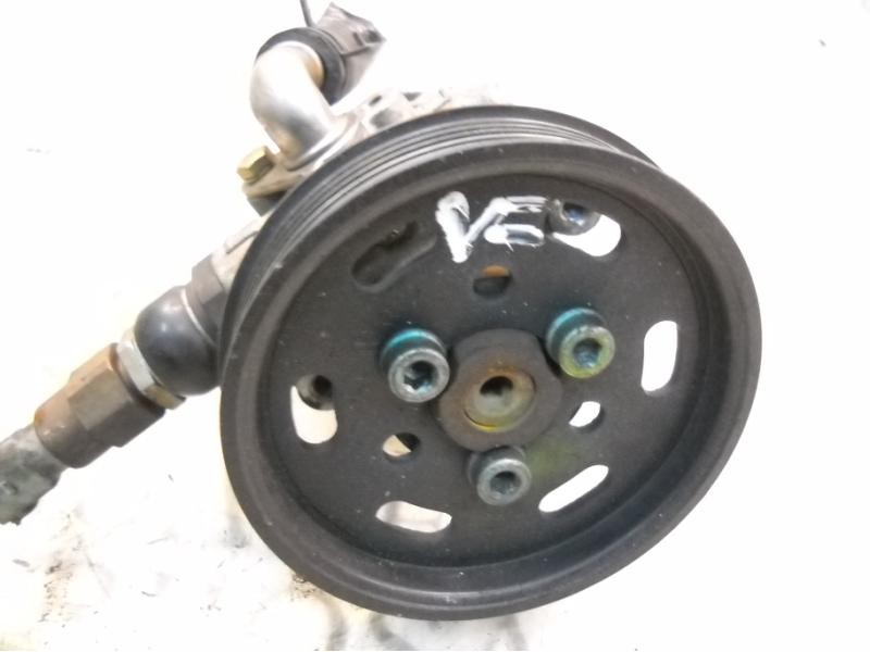 Recambio de bomba direccion para volkswagen golf iv berlina (1j1) básico referencia OEM IAM   