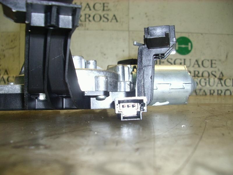 Recambio de motor limpia trasero para peugeot 207 confort referencia OEM IAM   