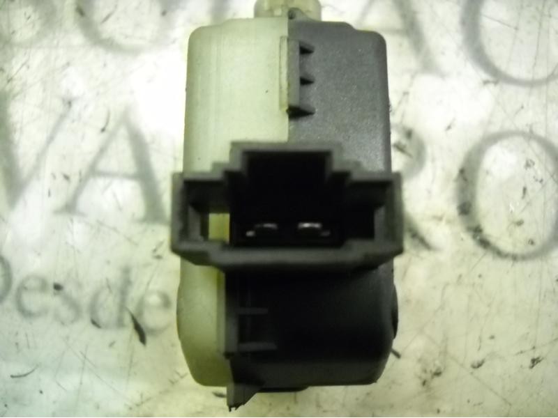 Recambio de motor c/c porton para seat ibiza (6l1) cool referencia OEM IAM 1M0959781A 1M5862159C 