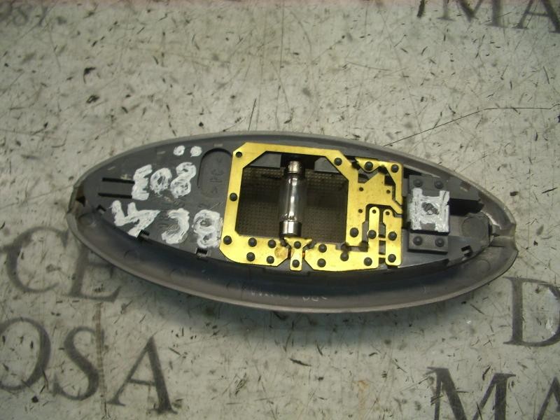 Recambio de piloto interior para alfa romeo 147 (190) 1.6 ts 105 distinctive referencia OEM IAM   