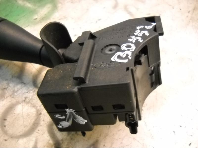 Recambio de mando intermitentes para ford fiesta (cbk) futura referencia OEM IAM   