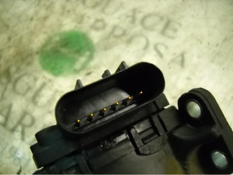 Recambio de potenciometro pedal para ford fiesta (cbk) futura referencia OEM IAM   