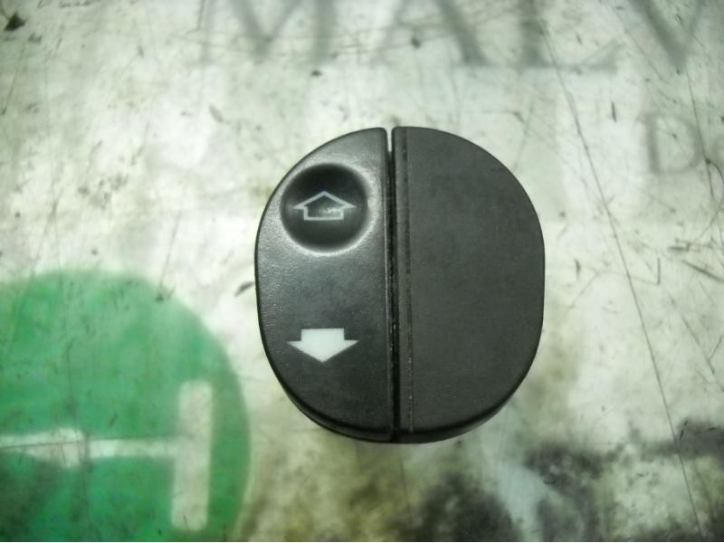 Recambio de mando elevalunas delantero derecho para ford fiesta (cbk) futura referencia OEM IAM   