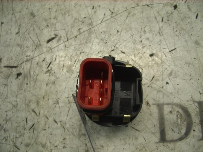 Recambio de mando elevalunas delantero derecho para ford fusion (cbk) ambiente referencia OEM IAM   