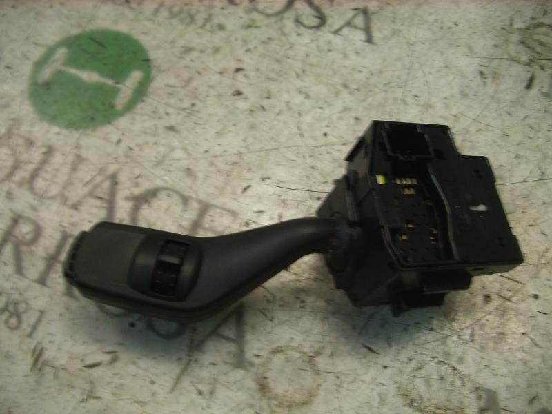 Recambio de mando intermitentes para ford focus sportbreak (cap) ghia referencia OEM IAM   