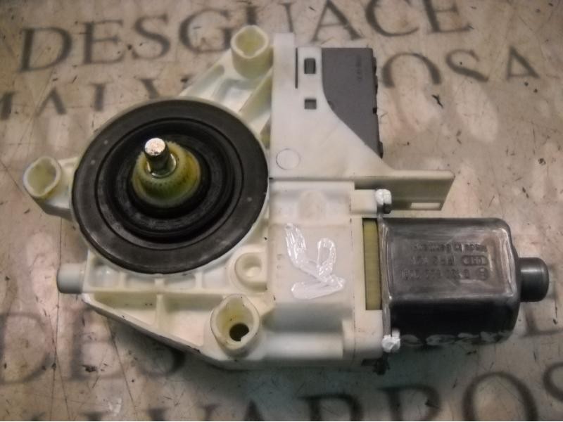 Recambio de motor elevalunas trasero derecho para peugeot 407 sw premium referencia OEM IAM   