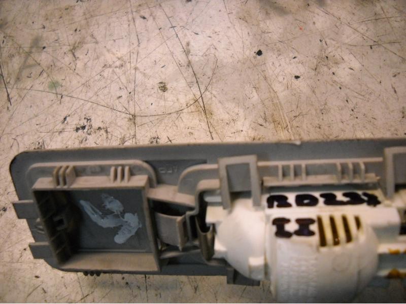 Recambio de piloto interior para peugeot 407 sw premium referencia OEM IAM   