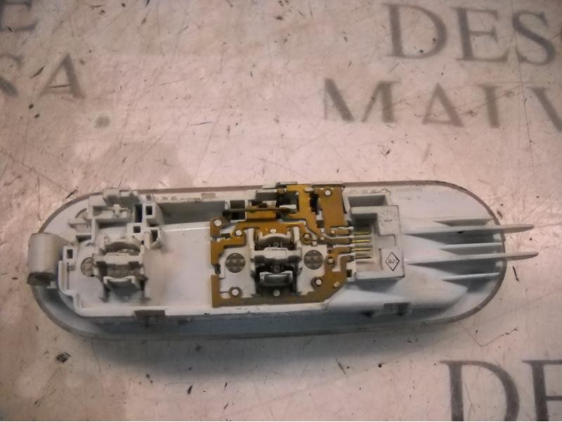 Recambio de piloto interior para renault twingo dynamique referencia OEM IAM   