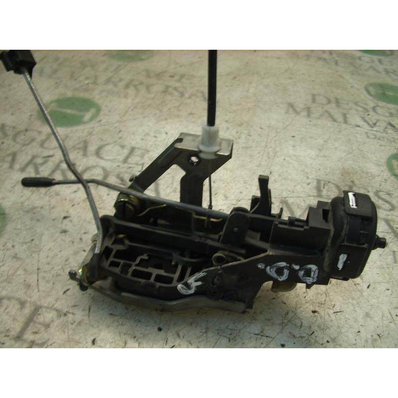 Recambio de cerradura puerta delantera derecha para mercedes-benz clase a (w168) 170 cdi (168.009) referencia OEM IAM   