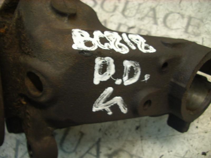 Recambio de mangueta delantera derecha para peugeot 206 berlina 1.9 diesel referencia OEM IAM   
