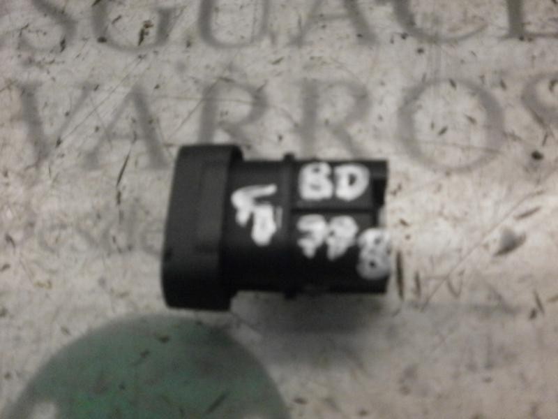 Recambio de warning para ford focus berlina (cap) sport referencia OEM IAM   