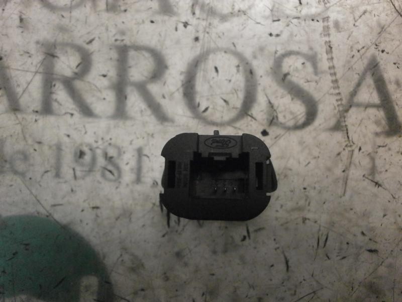 Recambio de warning para ford focus berlina (cap) sport referencia OEM IAM   