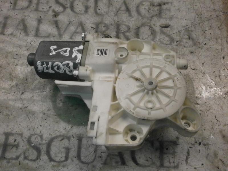 Recambio de motor elevalunas delantero izquierdo para ford focus berlina (cap) sport referencia OEM IAM   