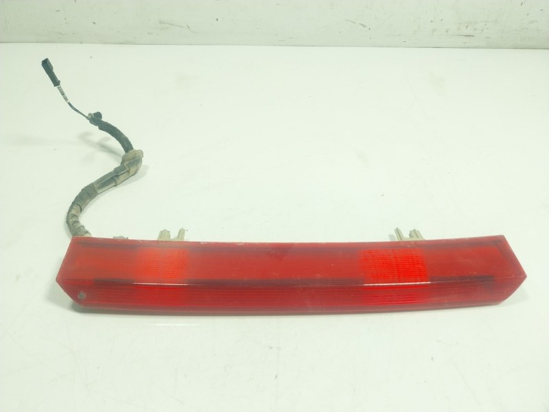 Recambio de piloto trasero central para bmw x5 (f15, f85) xdrive 25 d referencia OEM IAM 63257290090 729009009 