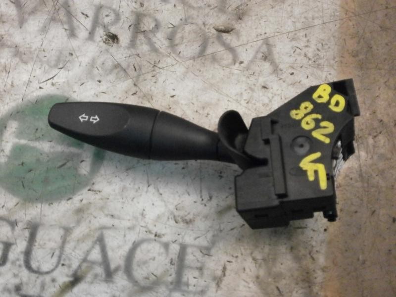 Recambio de mando intermitentes para ford fiesta (cbk) ghia referencia OEM IAM   