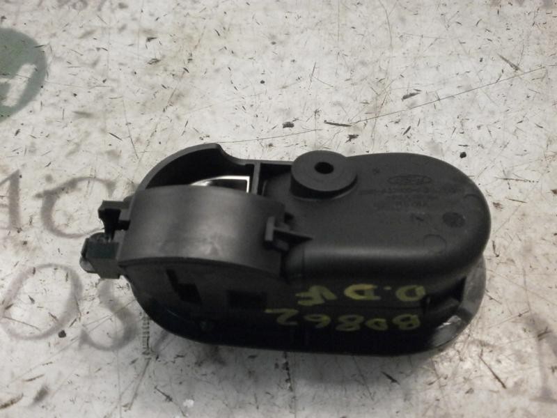 Recambio de maneta interior delantera derecha para ford fiesta (cbk) ghia referencia OEM IAM   