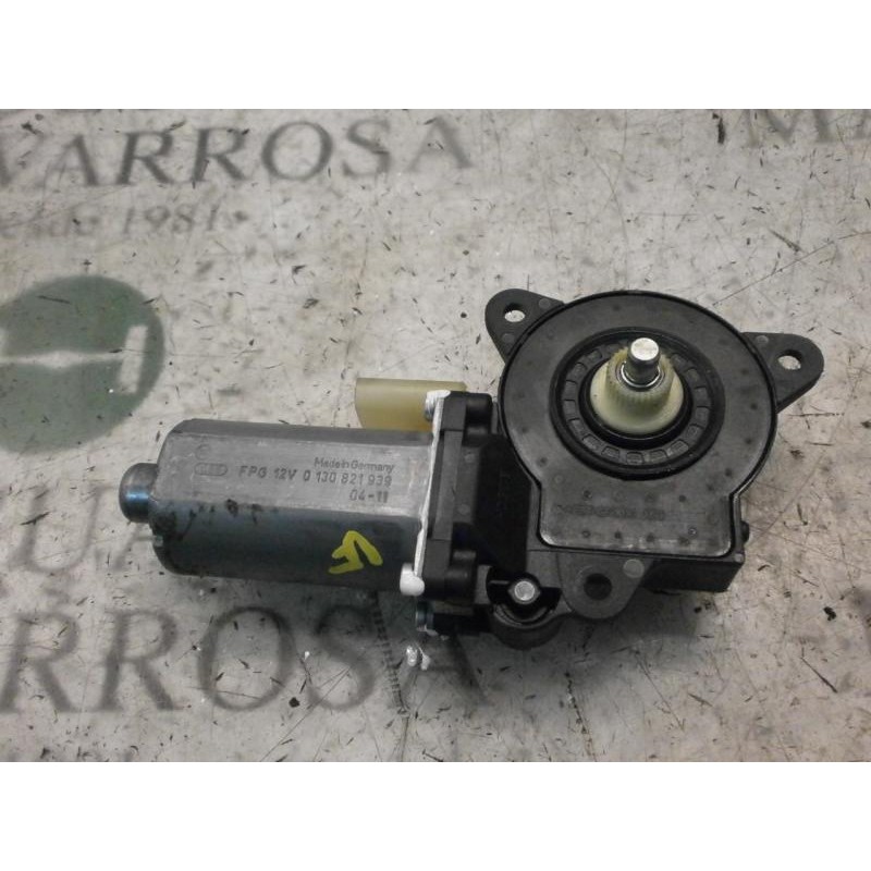 Recambio de motor elevalunas delantero derecho para ford fiesta (cbk) ghia referencia OEM IAM   