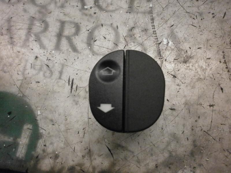 Recambio de mando elevalunas delantero derecho para ford fiesta (cbk) ghia referencia OEM IAM   