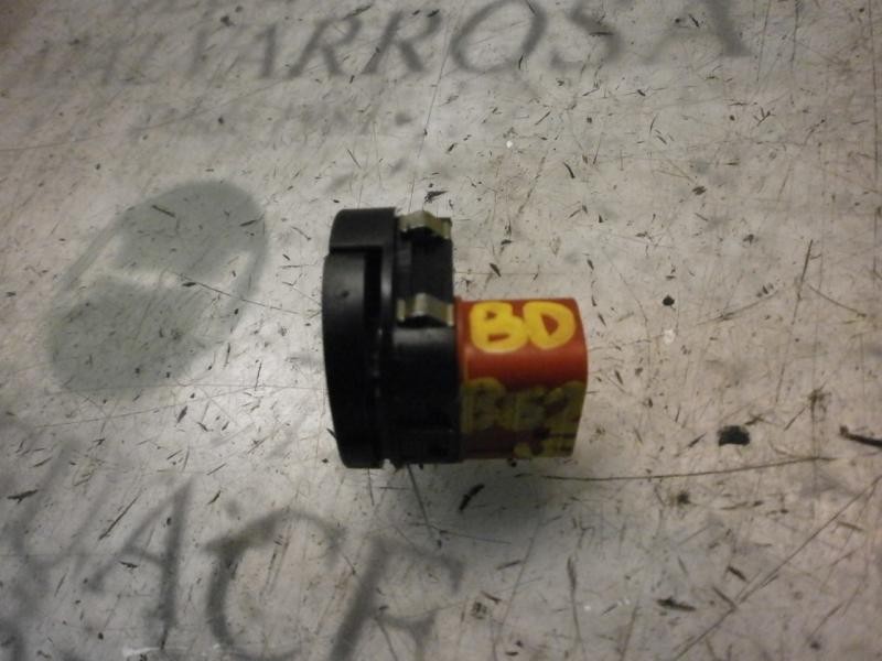 Recambio de mando elevalunas delantero derecho para ford fiesta (cbk) ghia referencia OEM IAM   