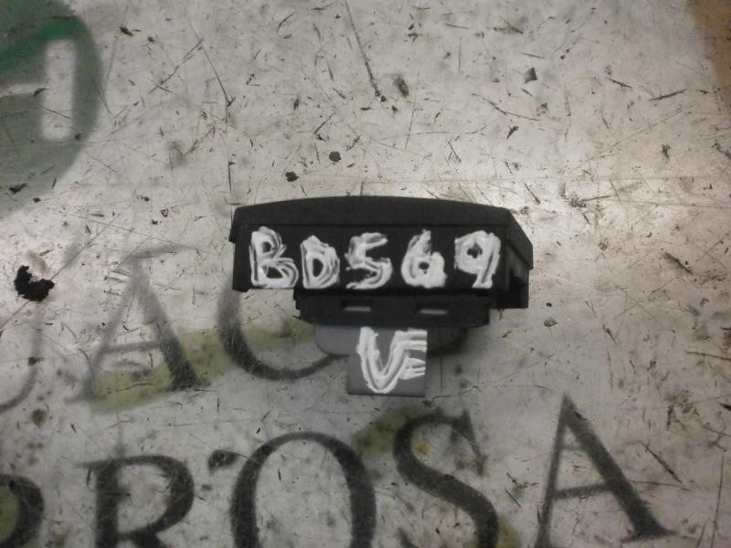 Recambio de mando elevalunas delantero derecho para seat ibiza (6l1) cool referencia OEM IAM 6L09598569B9 6L0959856 