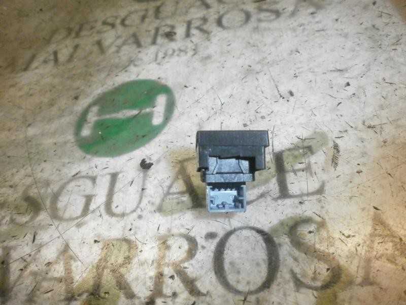 Recambio de mando elevalunas delantero derecho para seat ibiza (6l1) cool referencia OEM IAM 6L09598569B9 6L0959856 