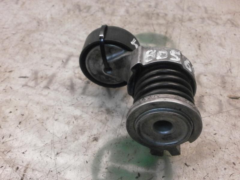 Recambio de tensor correa auxiliar para seat ibiza (6l1) cool referencia OEM IAM 03E903133A  