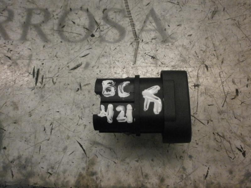 Recambio de warning para ford fiesta (cbk) futura referencia OEM IAM   