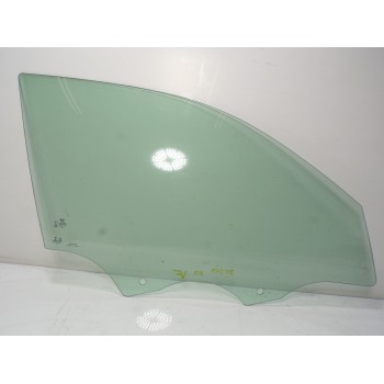 CRISTAL PUERTA DELANTERO DERECHO 82G845202 