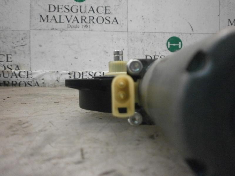 Recambio de motor elevalunas delantero derecho para ford fiesta (cbk) futura referencia OEM IAM   