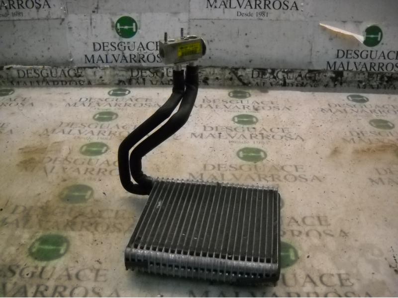 Recambio de evaporador aire acondicionado para ford fiesta (cb1) ghia referencia OEM IAM   