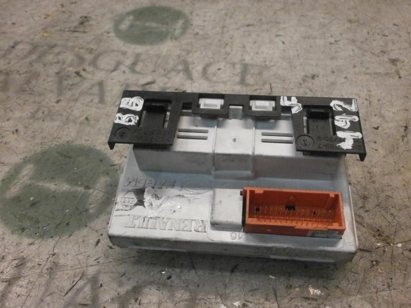 Recambio de mando multifuncion para renault megane ii berlina 5p confort dynamique referencia OEM IAM   