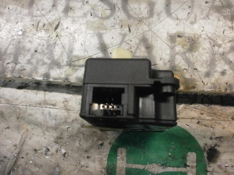 Recambio de motor electrico para renault megane ii berlina 5p confort dynamique referencia OEM IAM   