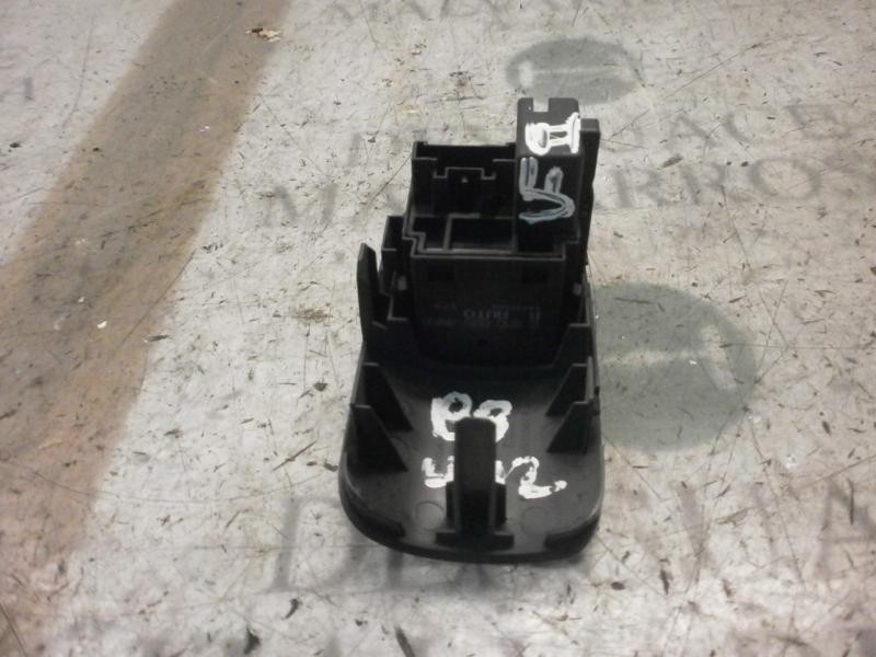 Recambio de modulo electronico para renault megane ii berlina 5p confort dynamique referencia OEM IAM   