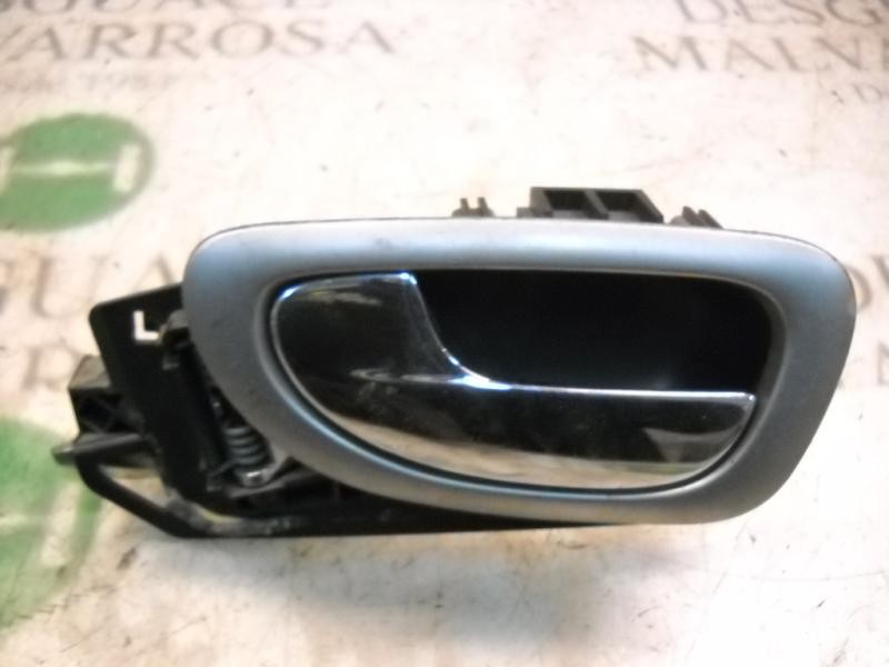 Recambio de maneta interior delantera izquierda para peugeot 307 (s1) xr referencia OEM IAM   