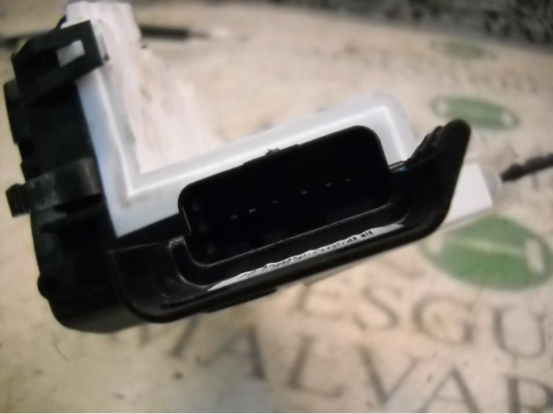 Recambio de cerradura puerta delantera derecha para citroën c3 exclusive referencia OEM IAM 9136GG  