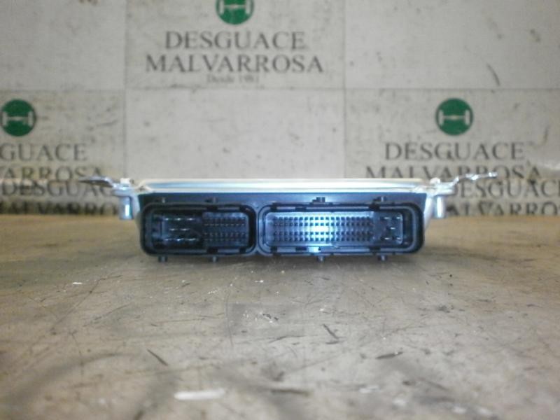 Recambio de centralita motor uce para kia carens 2.0 crdi ex monovolumen referencia OEM IAM   