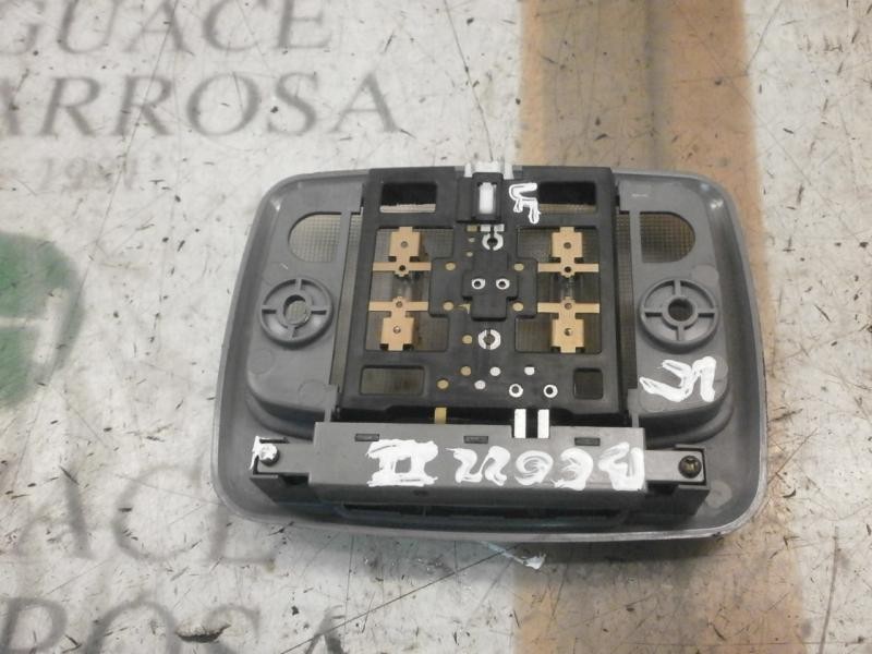 Recambio de piloto interior para kia carens 2.0 crdi ex monovolumen referencia OEM IAM   