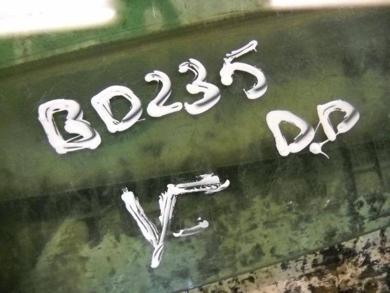 Recambio de cristal puerta delantero derecho para ford transit connect (tc7) furg. referencia OEM IAM   