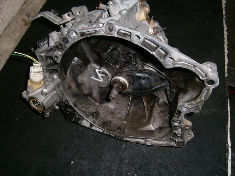 Recambio de caja cambios para peugeot 206 berlina 1.9 diesel referencia OEM IAM  20DL22 