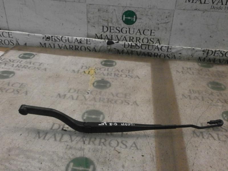 Recambio de brazo limpia delantero izquierdo para opel vectra c berlina comfort referencia OEM IAM   