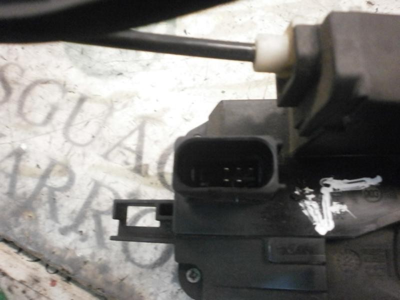 Recambio de cerradura puerta delantera derecha para opel vectra c berlina comfort referencia OEM IAM   