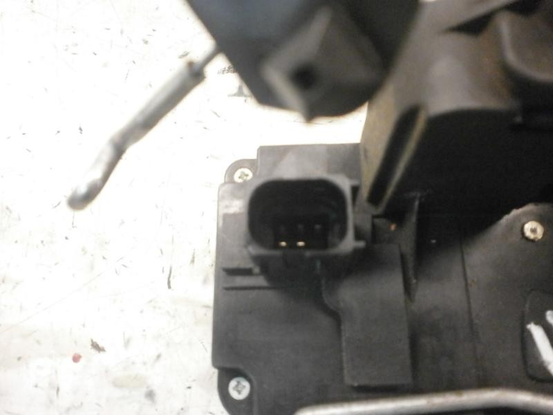 Recambio de cerradura puerta trasera derecha para opel vectra c berlina comfort referencia OEM IAM   