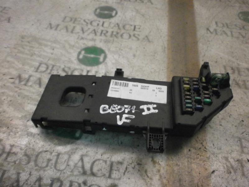 Recambio de caja reles / fusibles para opel vectra c berlina comfort referencia OEM IAM   