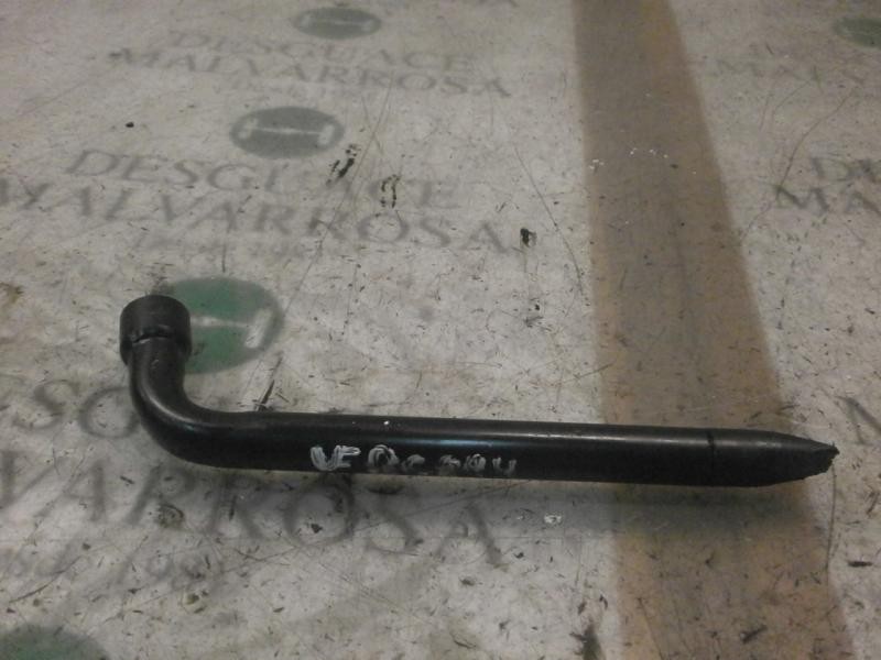 Recambio de llave rueda para ford fusion (cbk) ambiente referencia OEM IAM   