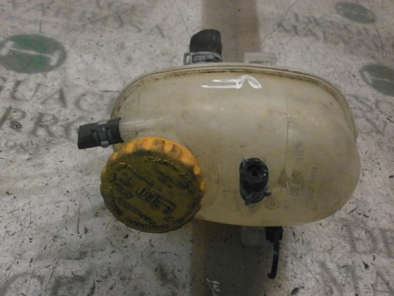 Recambio de deposito expansion para opel corsa c essentia referencia OEM IAM   