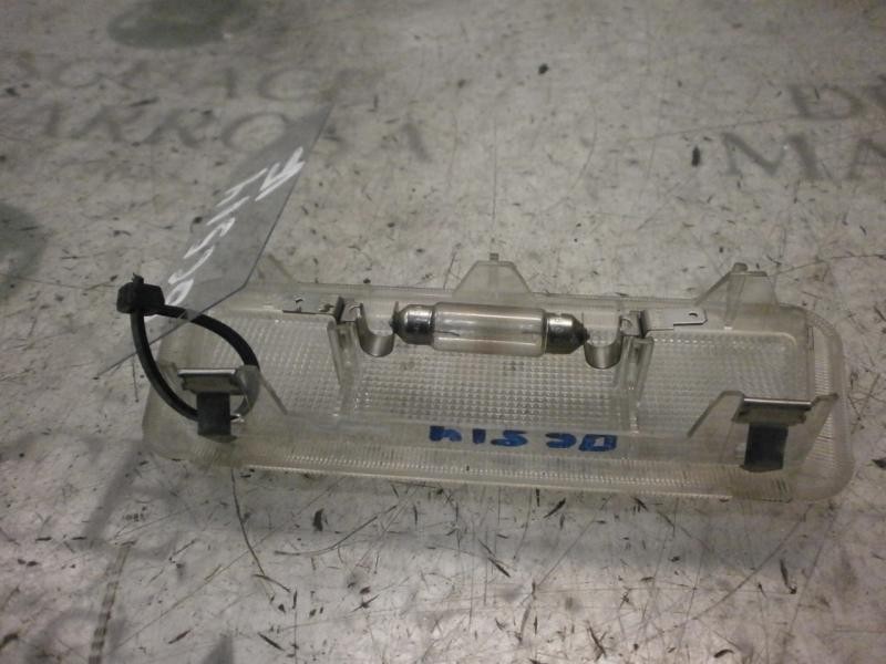 Recambio de piloto interior para opel corsa c essentia referencia OEM IAM   