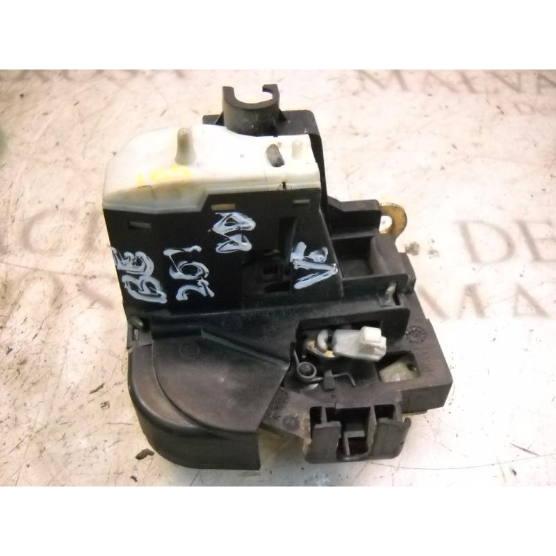 Recambio de cerradura puerta delantera derecha para renault clio ii fase ii (b/cb0) authentique referencia OEM IAM   