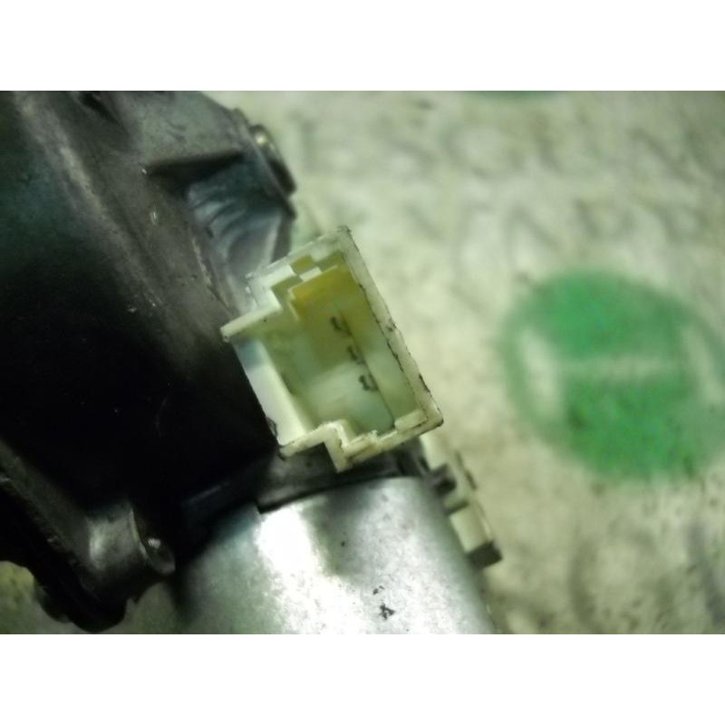 Recambio de motor limpia trasero para renault clio ii fase ii (b/cb0) authentique referencia OEM IAM   