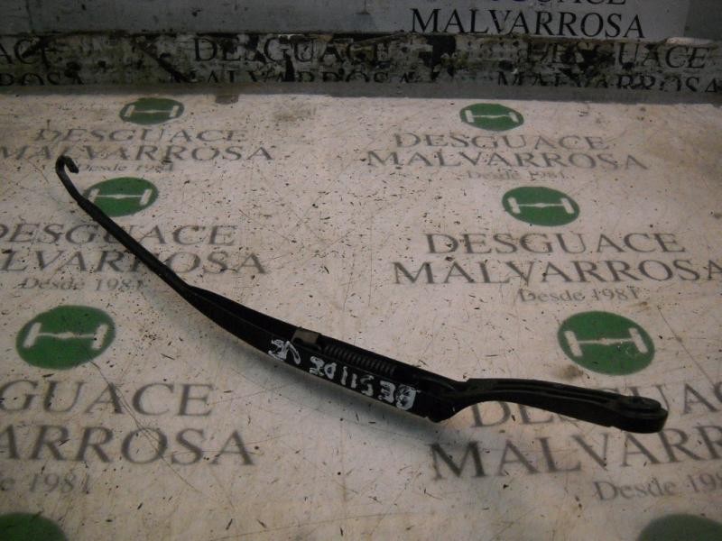 Recambio de brazo limpia delantero izquierdo para renault laguna ii (bg0) dynamique referencia OEM IAM 7701049033  