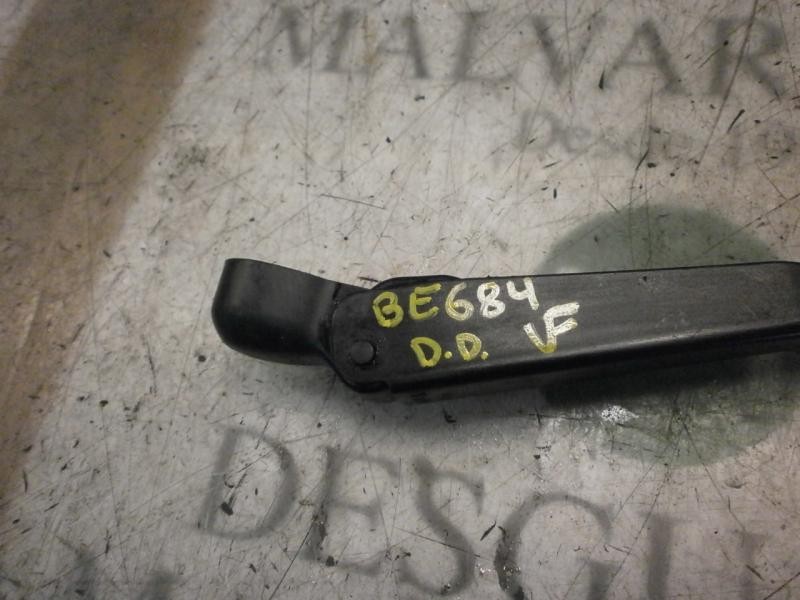 Recambio de brazo limpia delantero derecho para renault clio ii fase ii (b/cb0) campus referencia OEM IAM   